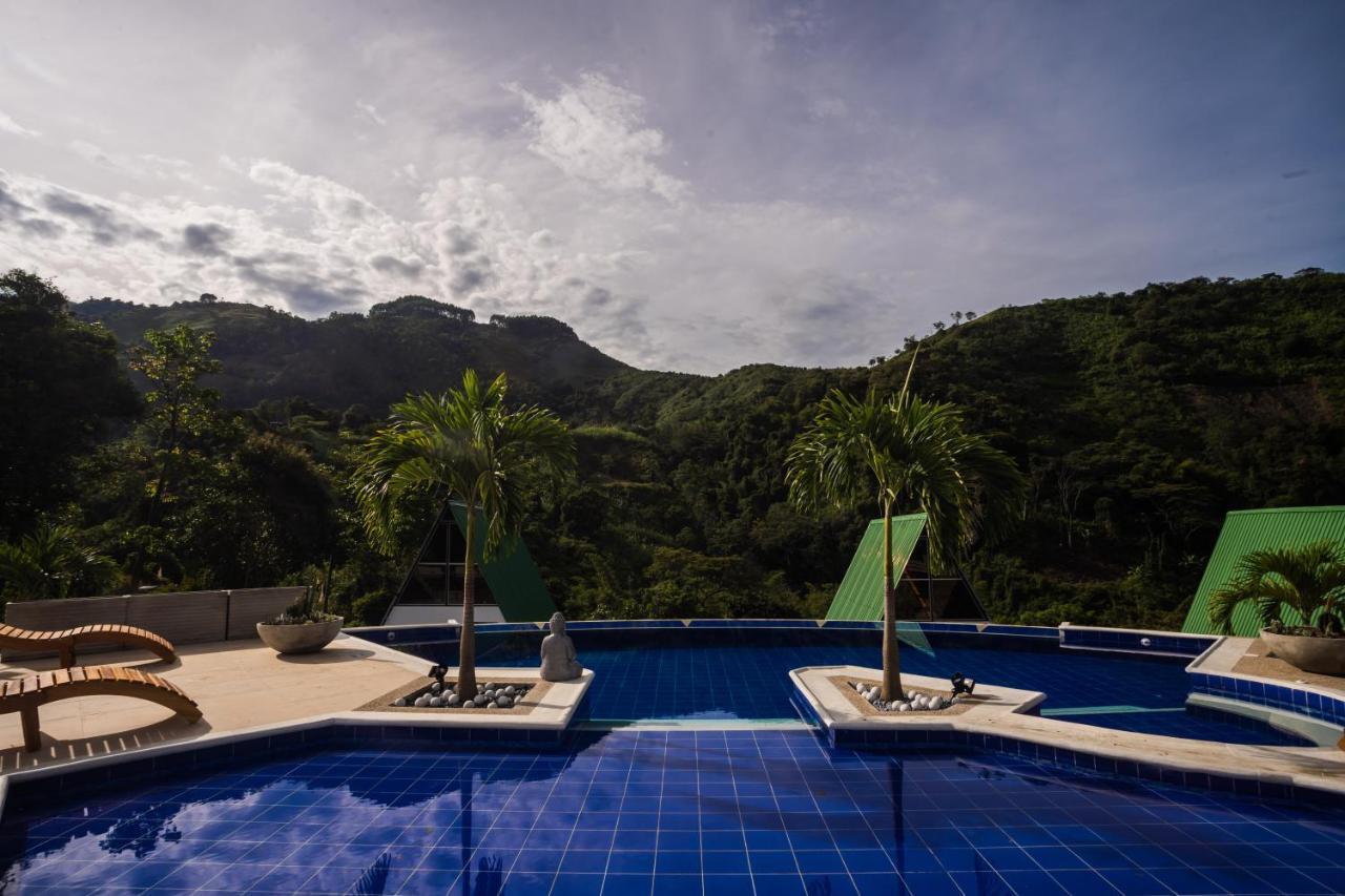Valhalla Glamping Hotel Nimaima