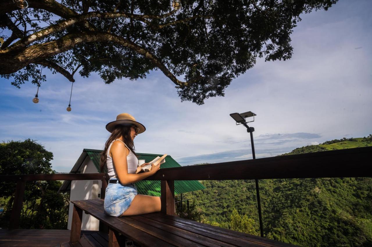 Valhalla Glamping * Nimaima