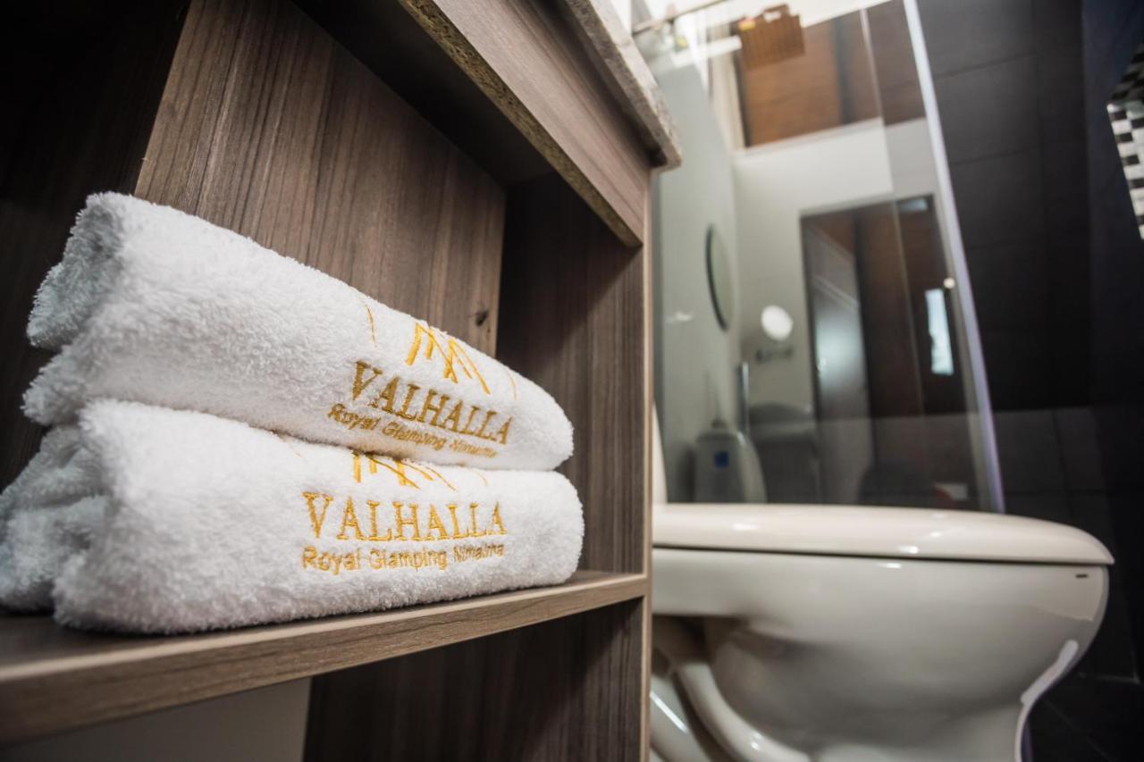 Valhalla Glamping * Nimaima