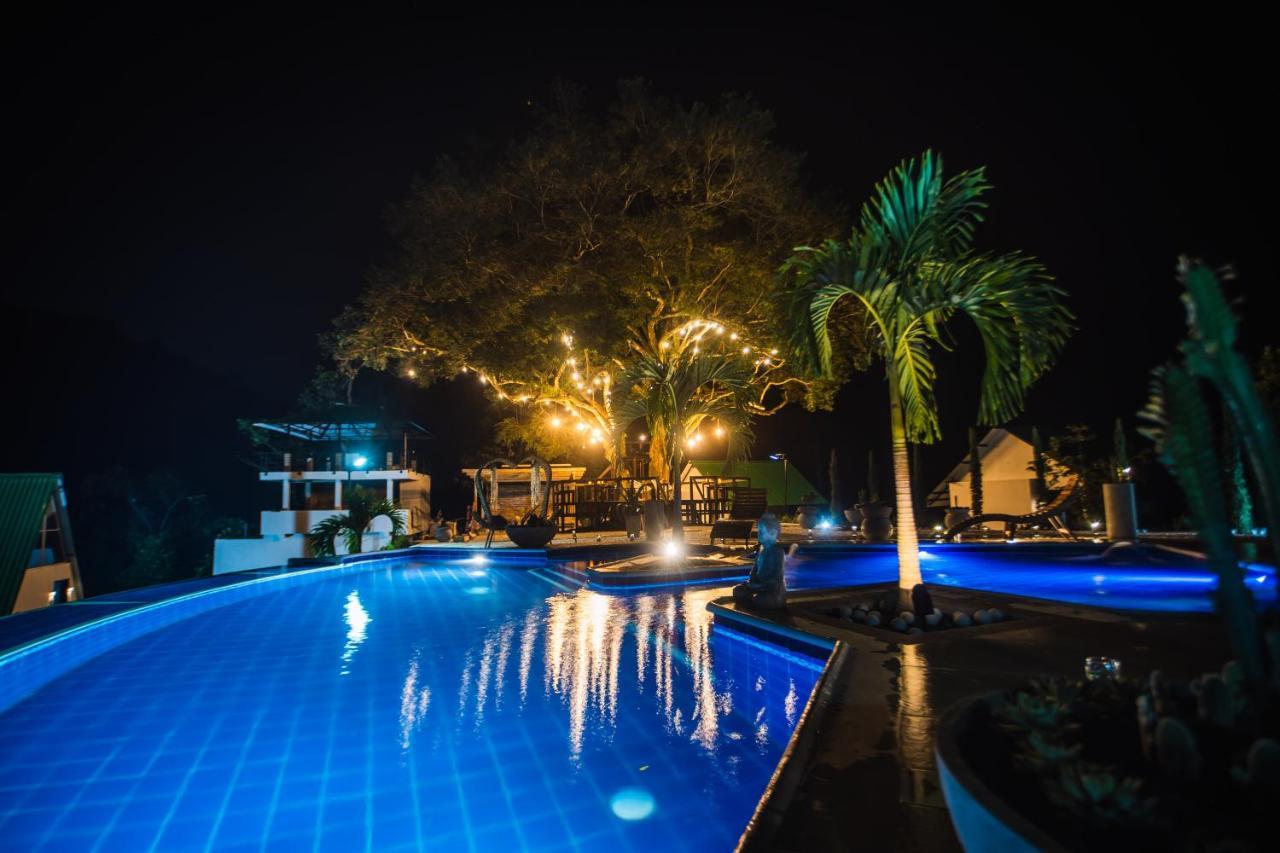 Valhalla Glamping Hotel